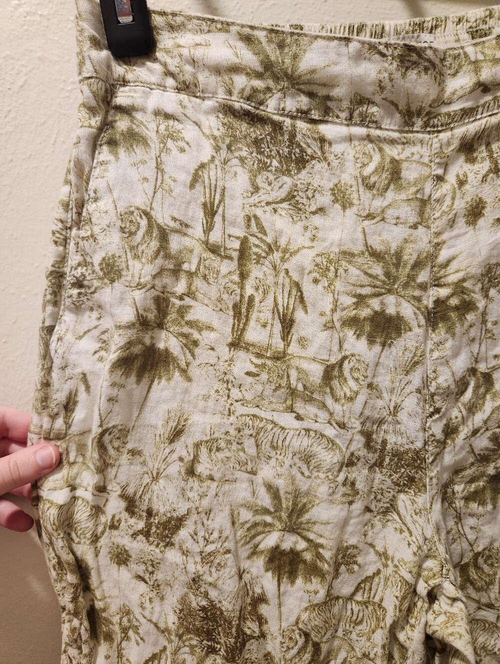 Womens Olive Green Tropical Safari Print Linen Pants - Picture 4 of 5